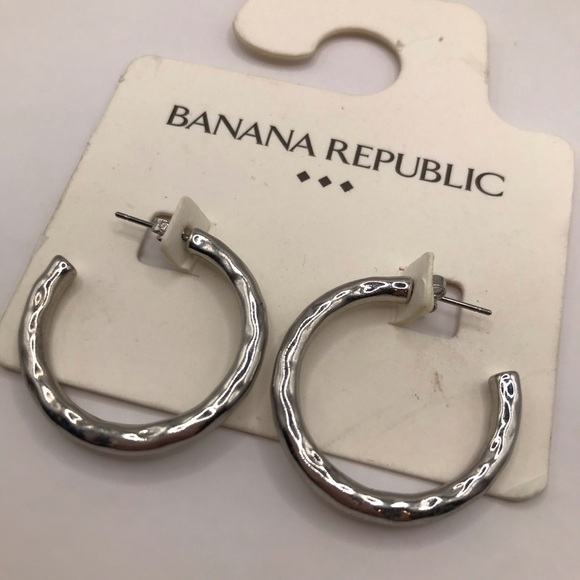 Banana Republic Silver Textured Hoop Earrings - Picture 2 of 4